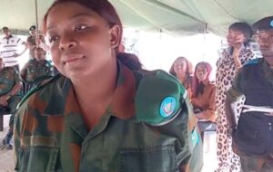 Rdc, l’adjudante Sarah Ebabi écope d’un an de prison avec sursis pour manquement aux consignes militaires